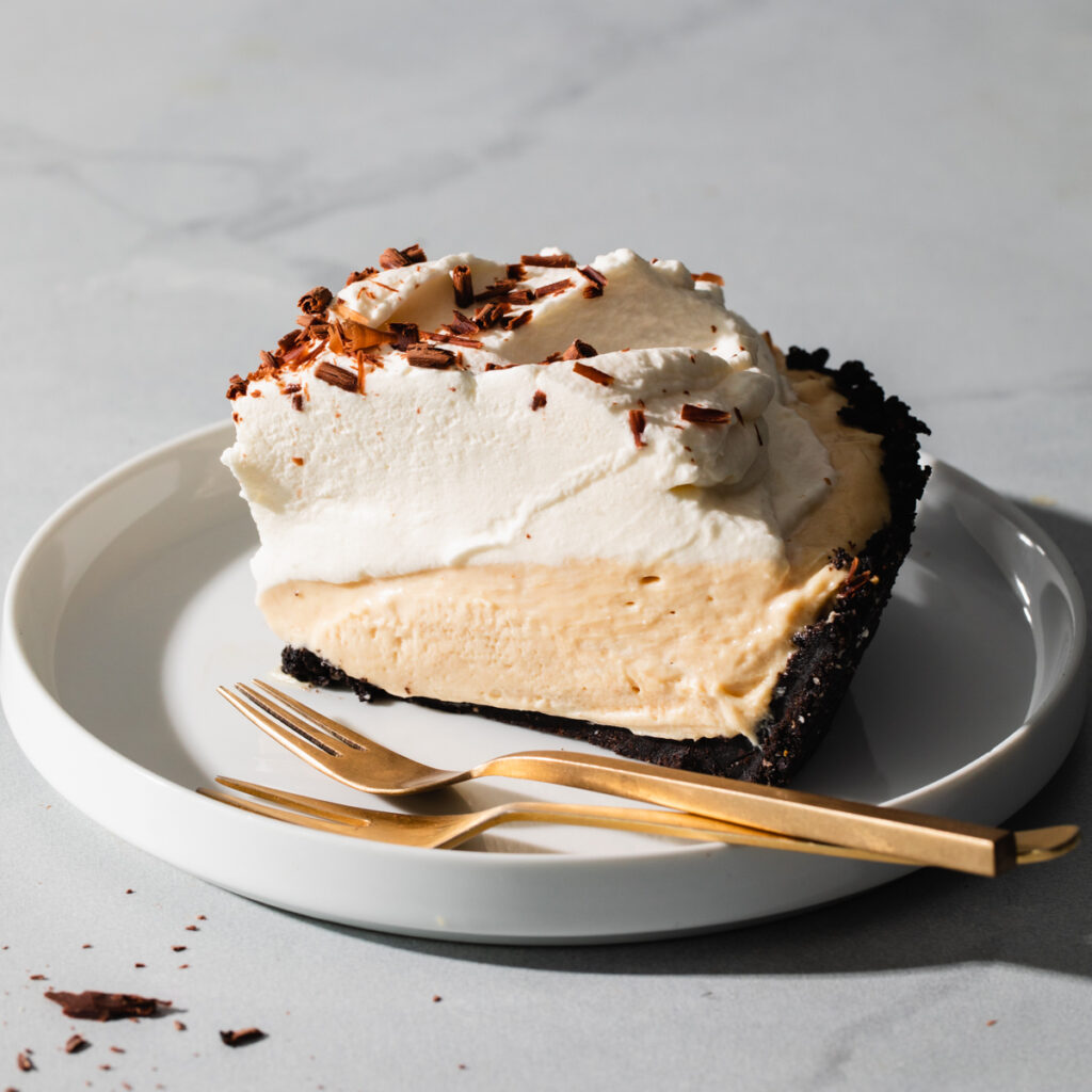 Salted Honey No-bake Peanut Butter Pie - Style Sweet