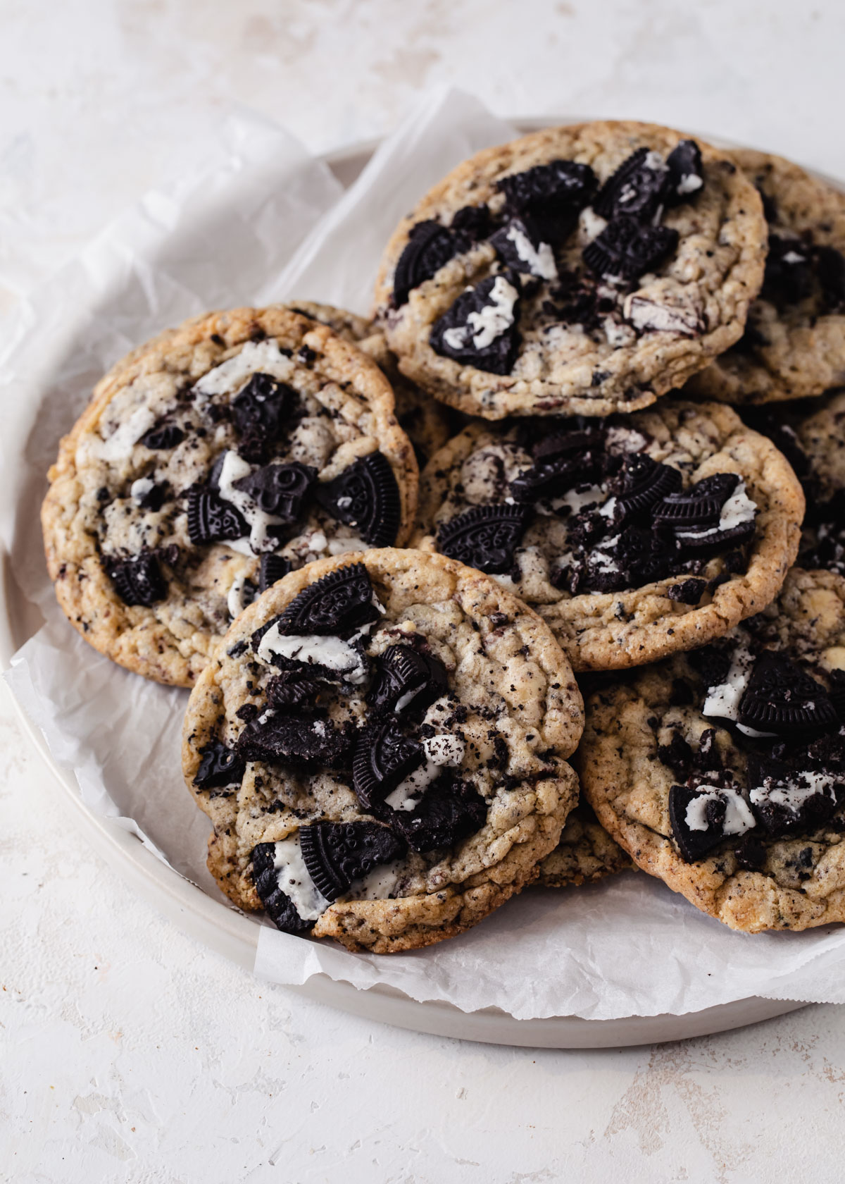 A platter of baked Oreo chocolate chip cookies