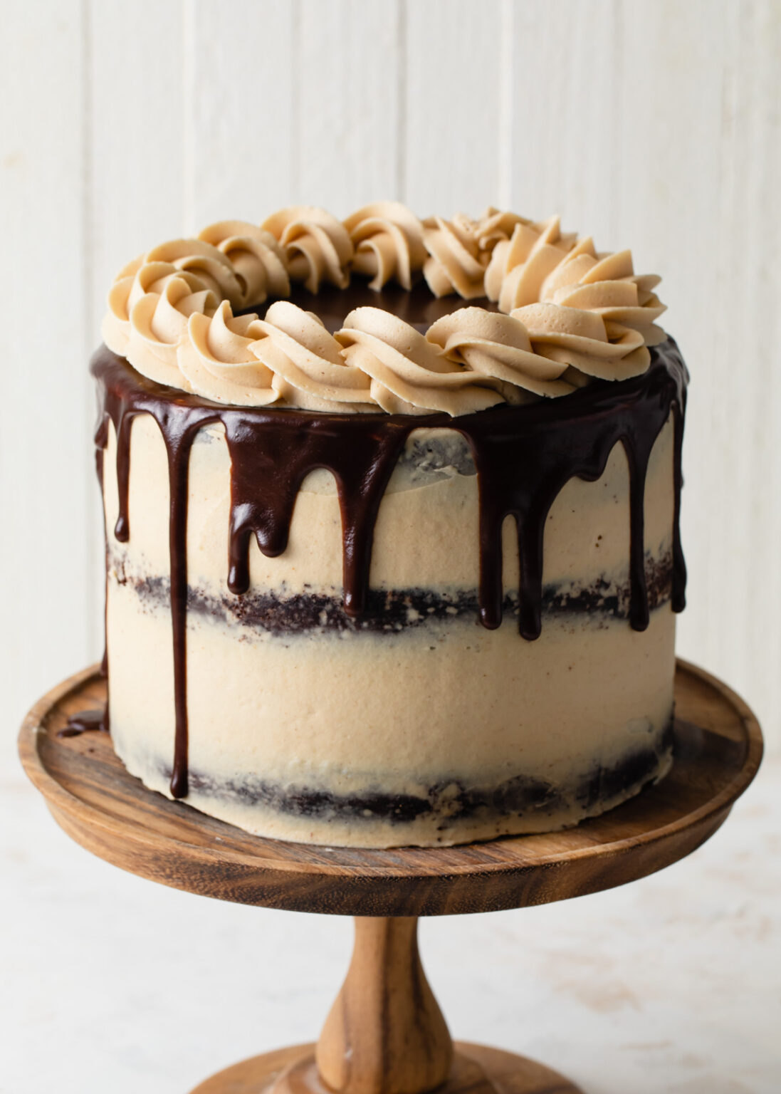 Chocolate Cake With Peanut Butter Frosting Style Sweet   ChocolatePeanutButterCake 06 1097x1536 