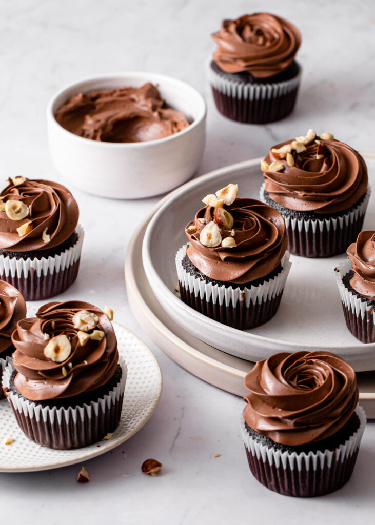 Chocolate Nutella Cupcakes - Style Sweet