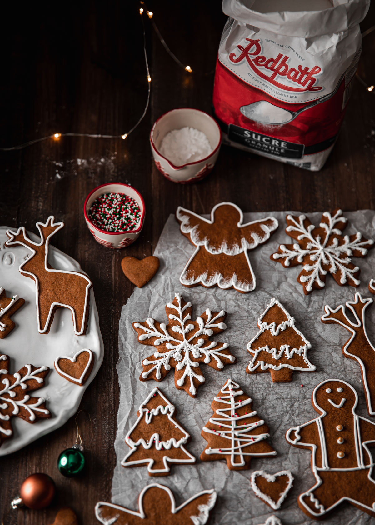 Gingerbread cookies with royal icing made with Redpath Sugar