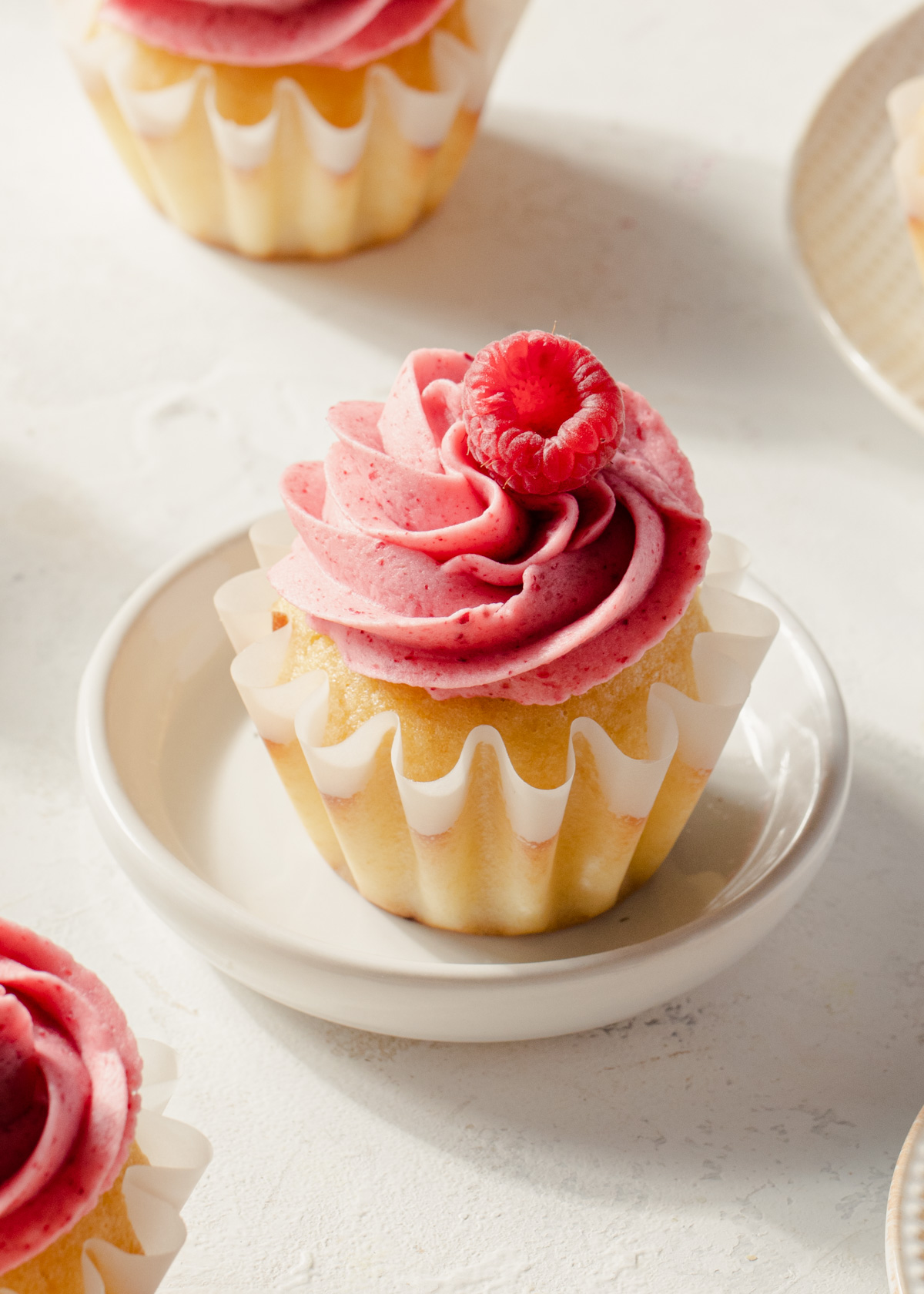 raspberri cupcakes: Mandarin & Jasmine Tea Cup Jellies with Raspberries