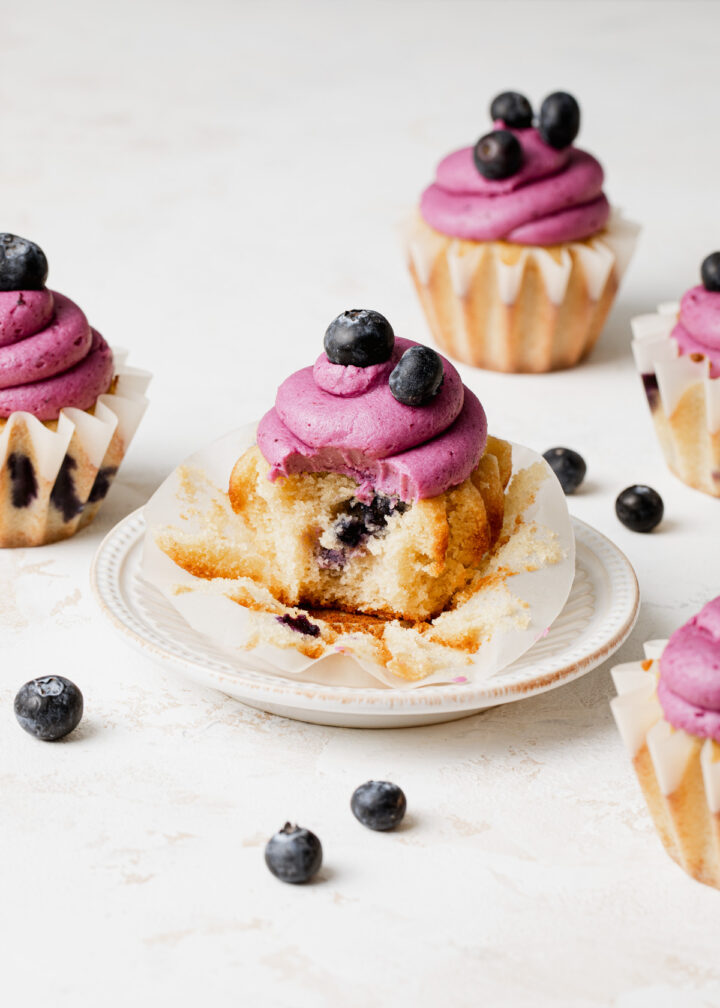 moist-and-fluffy-blueberry-cupcakes-style-sweet