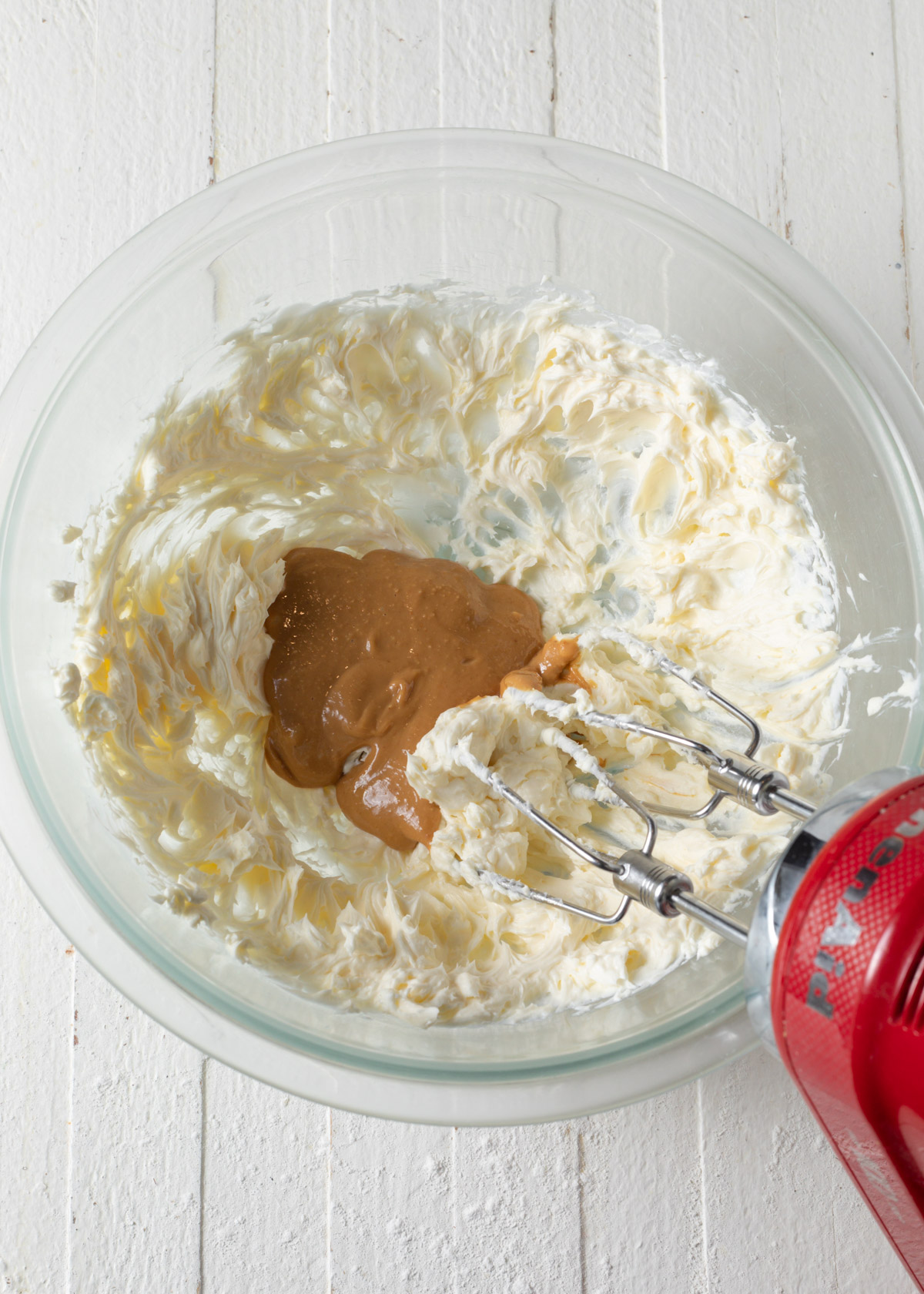 Adding peanut butter to cream cheese frosting
